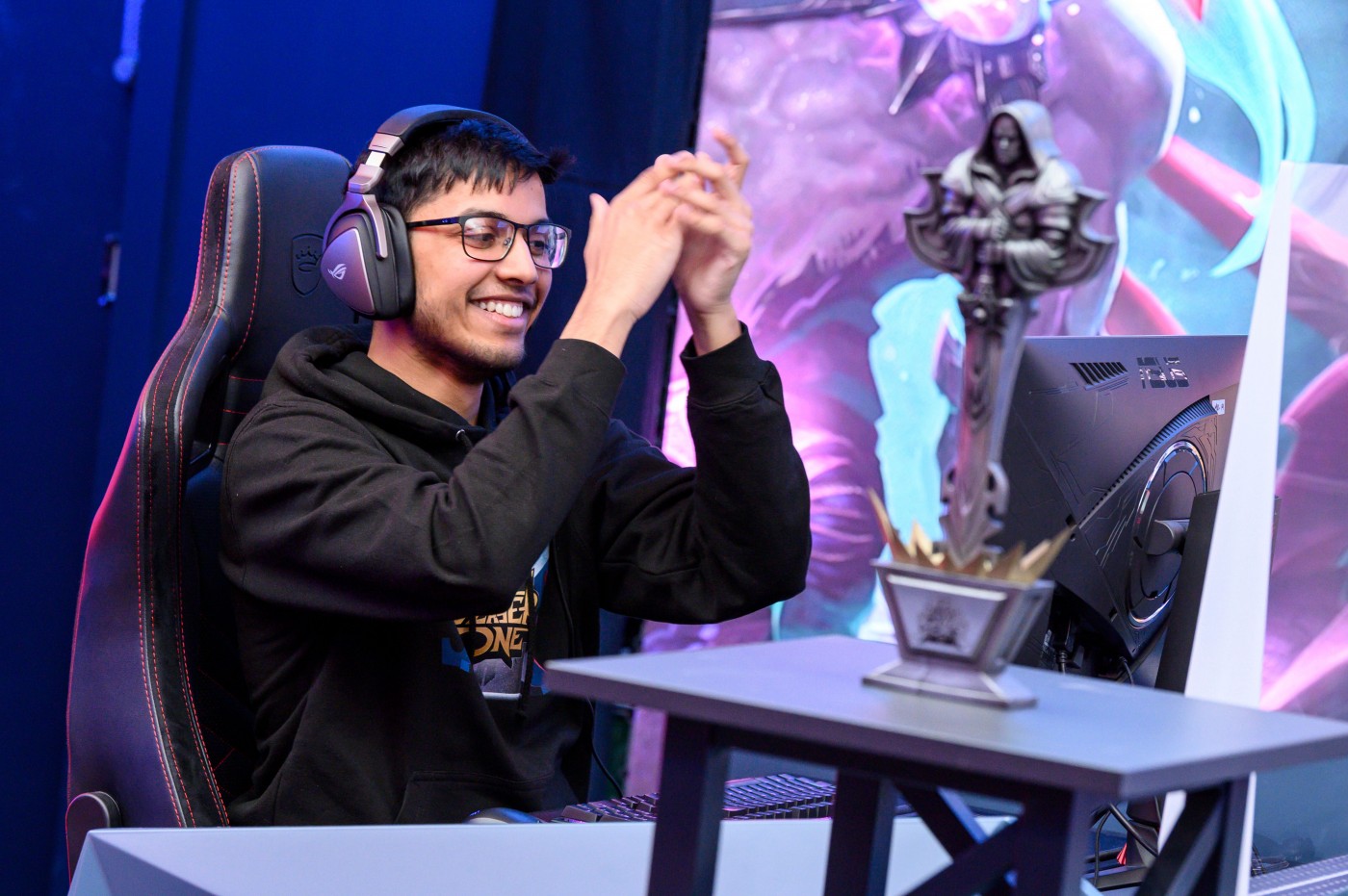 Haseeb Rasool Red Bull Player One, Haseeb ‘BlueSpirits’ Rasool Crowned UK Champion ...